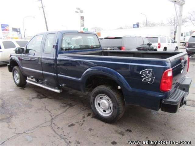 2011 Ford F-250 Super Duty XL Supercab 4WD